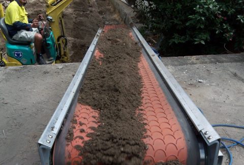 Conveyor Excavator Loading